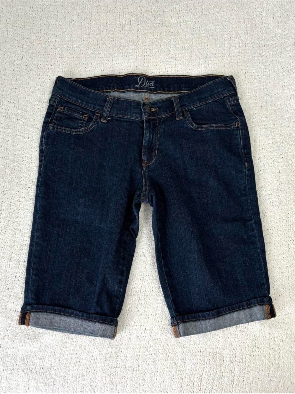 Y2K Old Navy low rise cuffed capris
